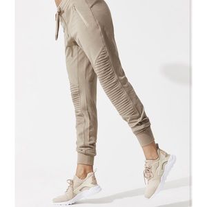 Alo Yoga Moto Sweatpants